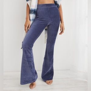 Aerie Groove-On Velour High Waisted Flare Pant